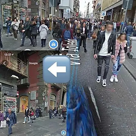 Via Toledo 3* Νάπολη