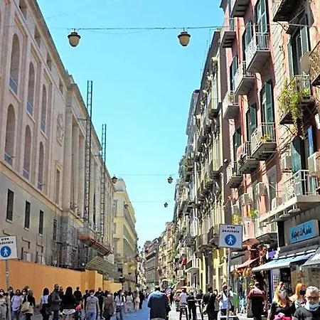 Via Toledo 3* Νάπολη
